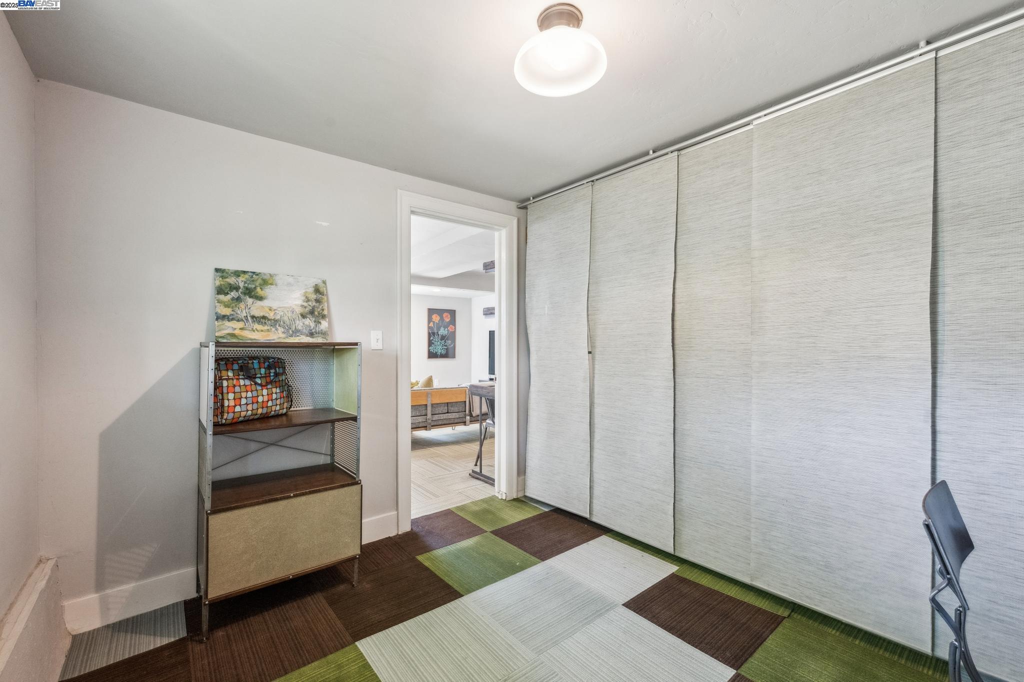 Detail Gallery Image 47 of 56 For 2916 Fillmore St, Alameda,  CA 94501 - 3 Beds | 2 Baths