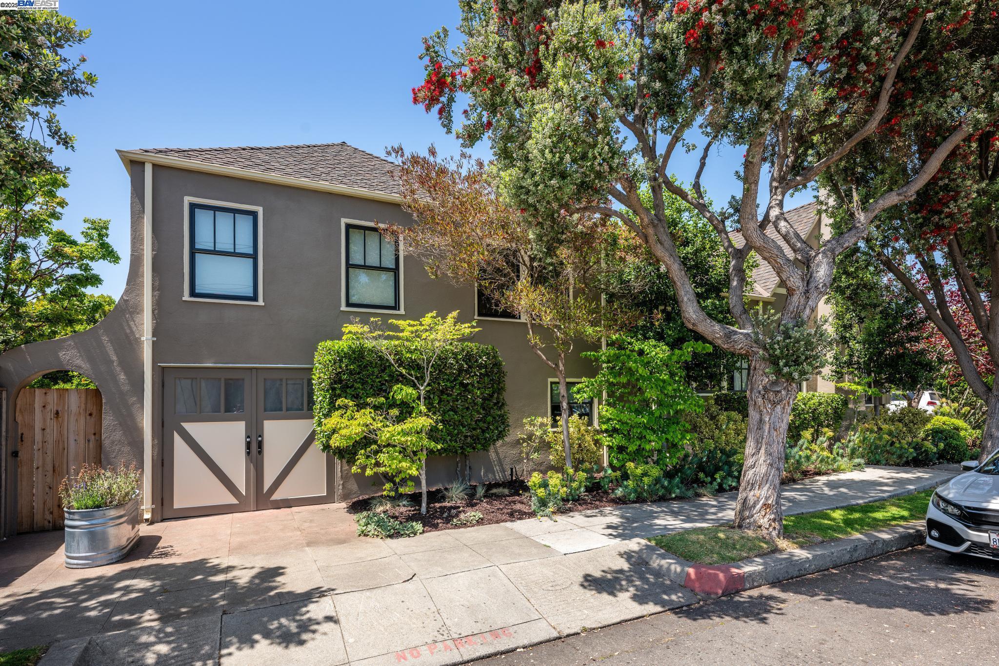 Detail Gallery Image 56 of 56 For 2916 Fillmore St, Alameda,  CA 94501 - 3 Beds | 2 Baths