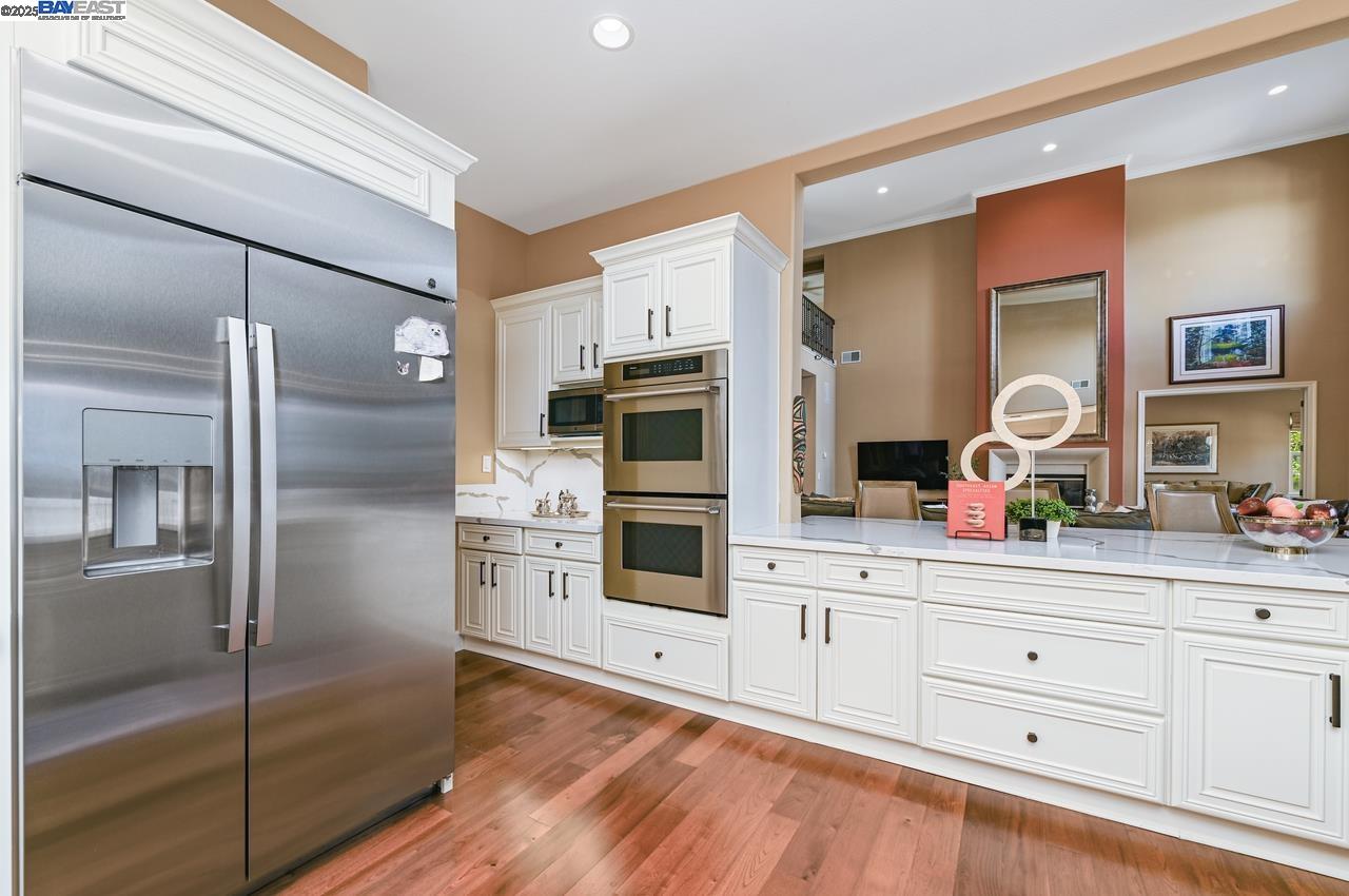 Detail Gallery Image 21 of 60 For 3560 Ovella Way, Pleasanton,  CA 94566 - 4 Beds | 4/1 Baths