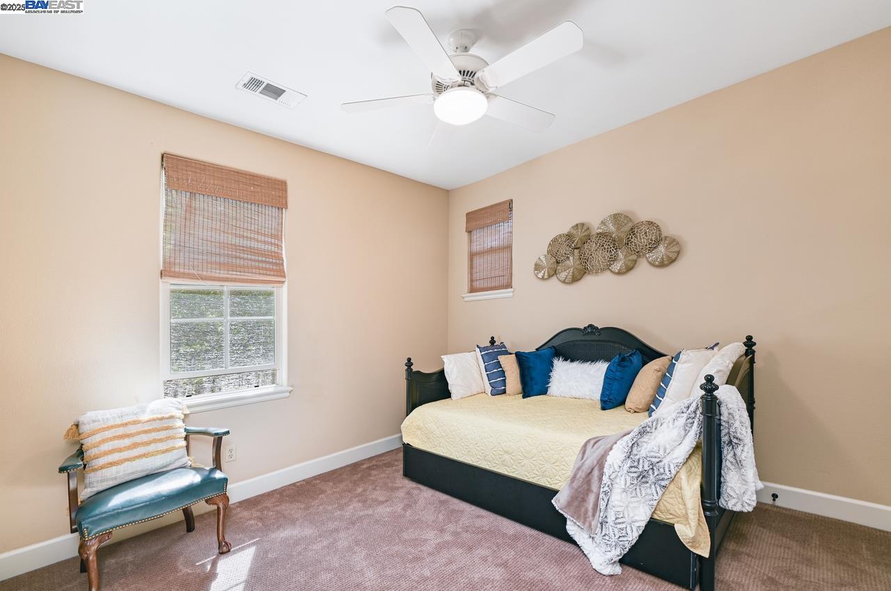 Detail Gallery Image 25 of 60 For 3560 Ovella Way, Pleasanton,  CA 94566 - 4 Beds | 4/1 Baths
