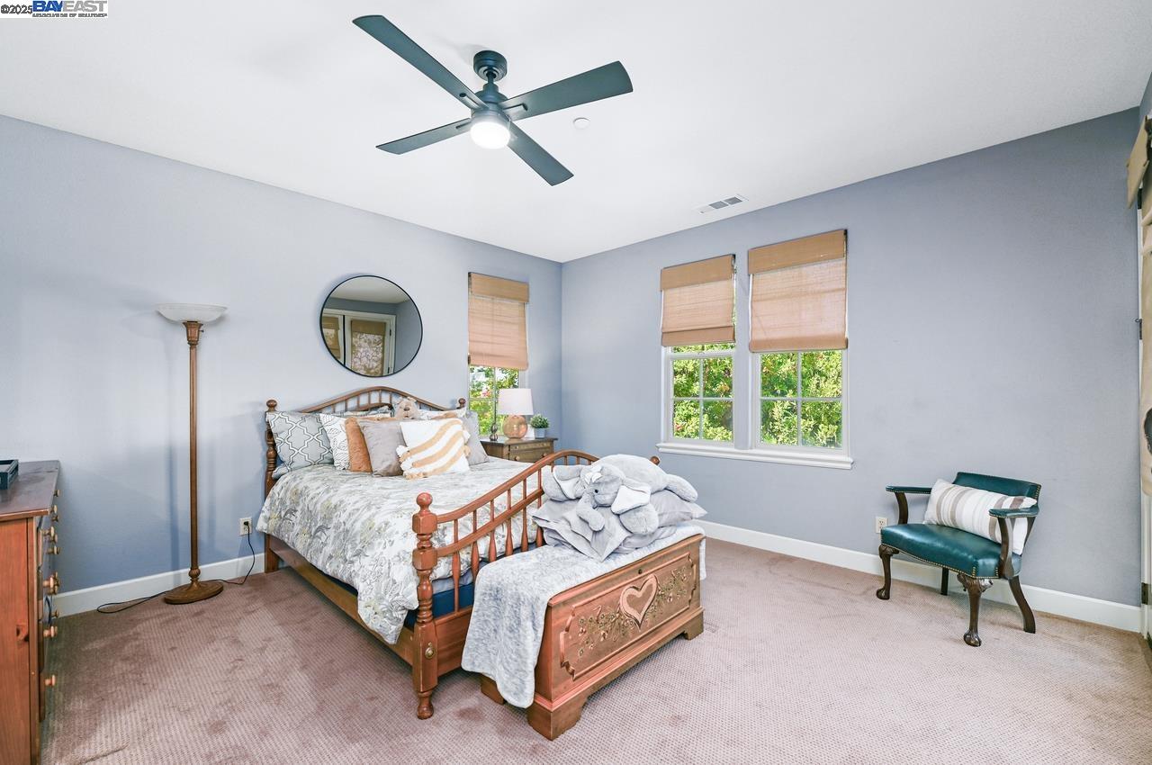 Detail Gallery Image 27 of 60 For 3560 Ovella Way, Pleasanton,  CA 94566 - 4 Beds | 4/1 Baths