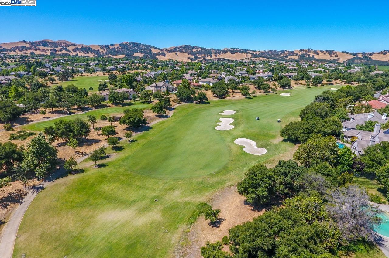 Detail Gallery Image 58 of 60 For 3560 Ovella Way, Pleasanton,  CA 94566 - 4 Beds | 4/1 Baths