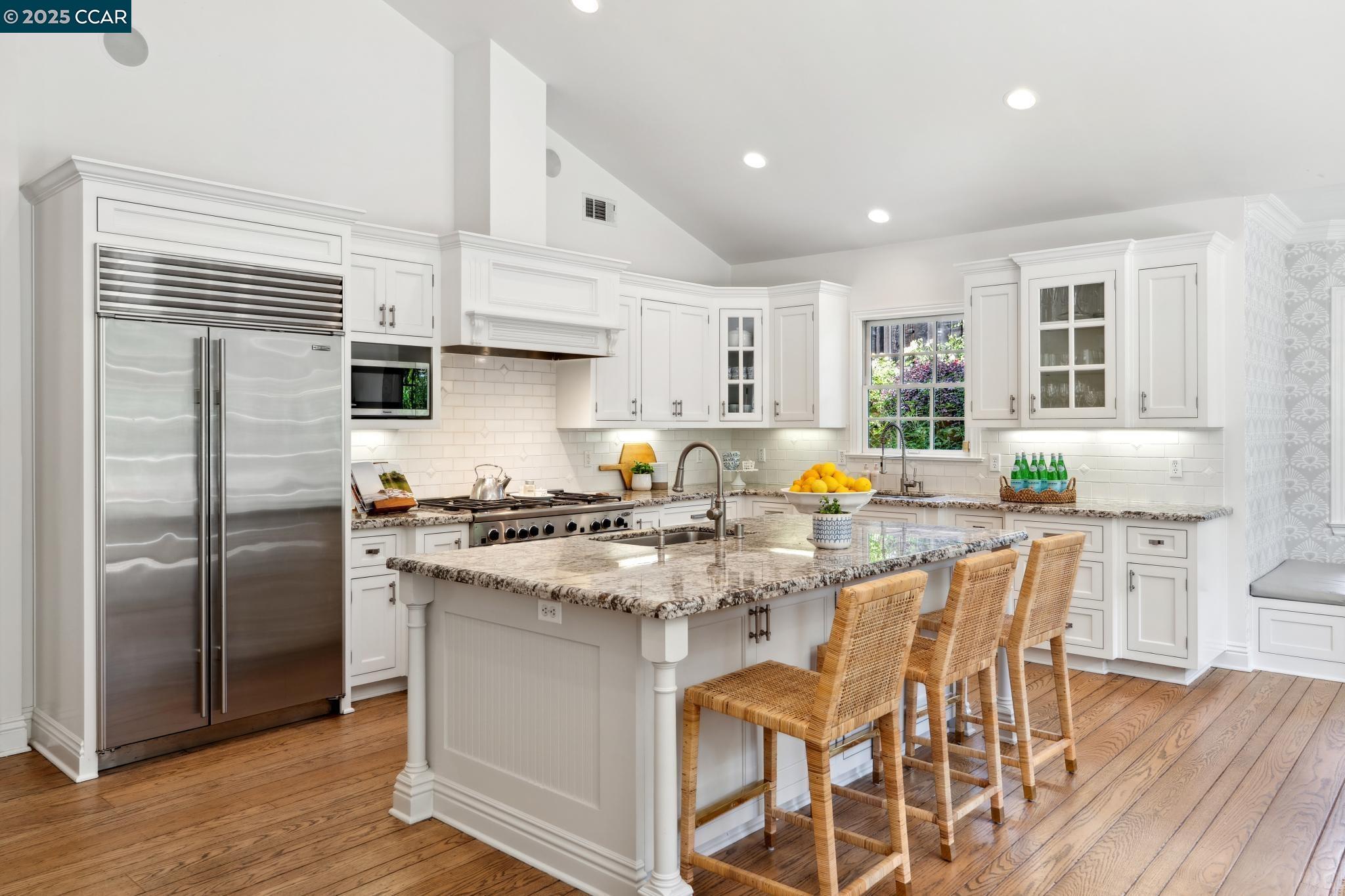 Detail Gallery Image 14 of 54 For 77 Van Ripper Ln, Orinda,  CA 94563 - 4 Beds | 3 Baths
