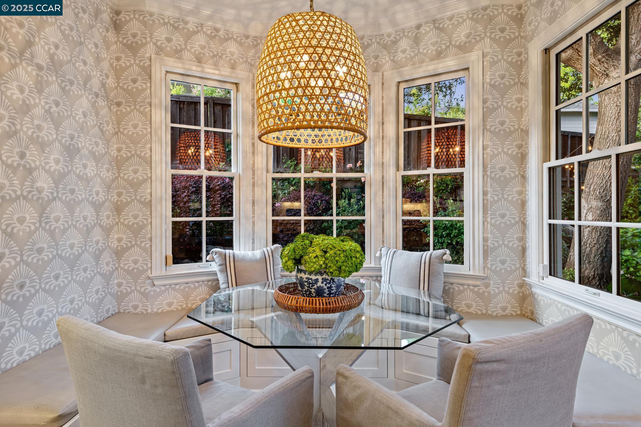Detail Gallery Image 17 of 54 For 77 Van Ripper Ln, Orinda,  CA 94563 - 4 Beds | 3 Baths