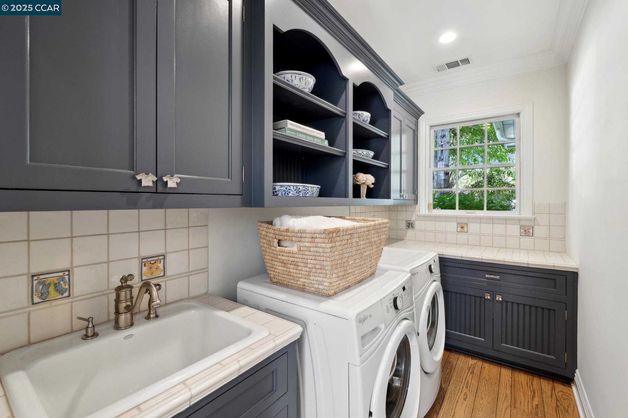 Detail Gallery Image 24 of 54 For 77 Van Ripper Ln, Orinda,  CA 94563 - 4 Beds | 3 Baths