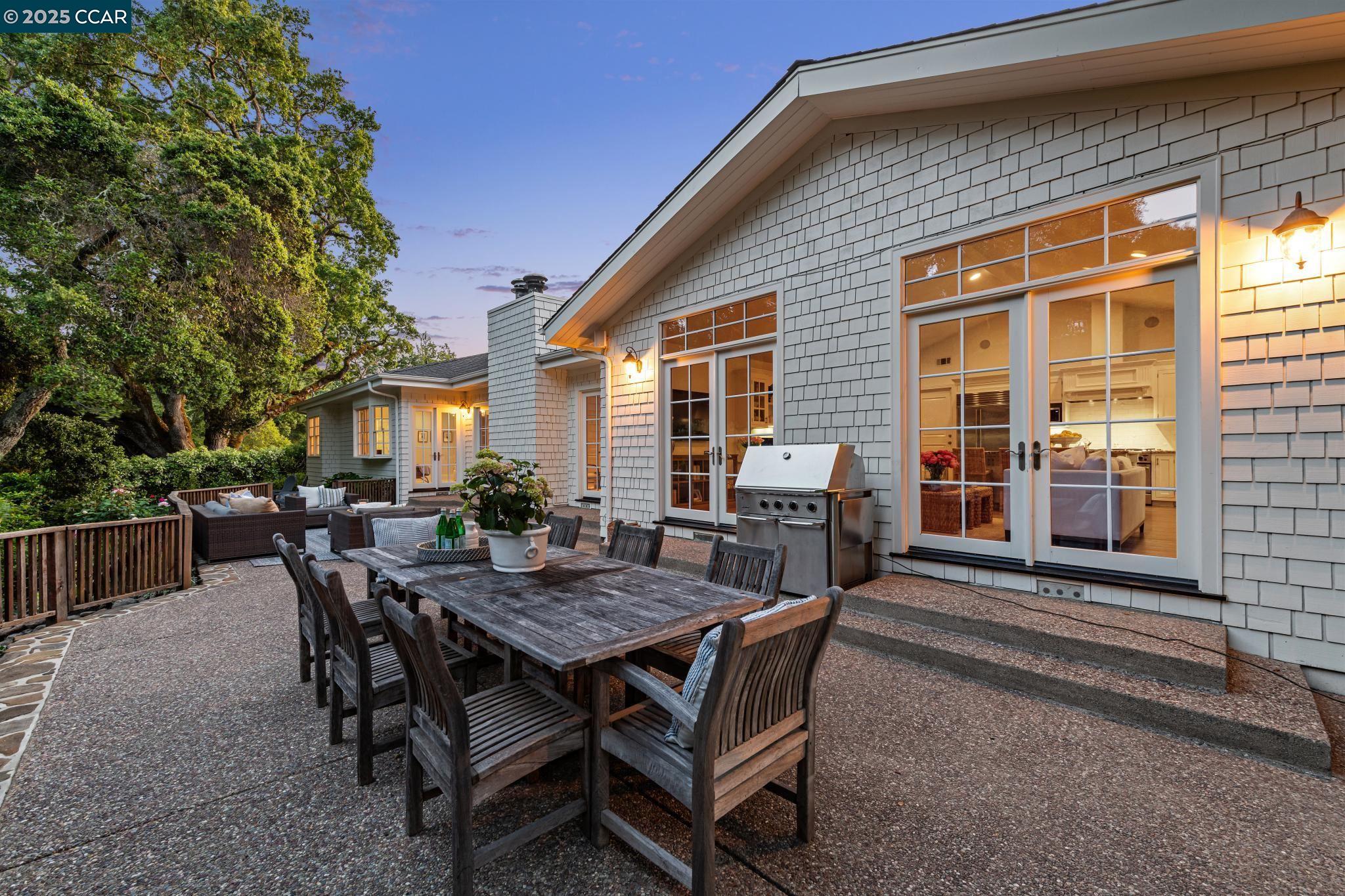 Detail Gallery Image 40 of 54 For 77 Van Ripper Ln, Orinda,  CA 94563 - 4 Beds | 3 Baths