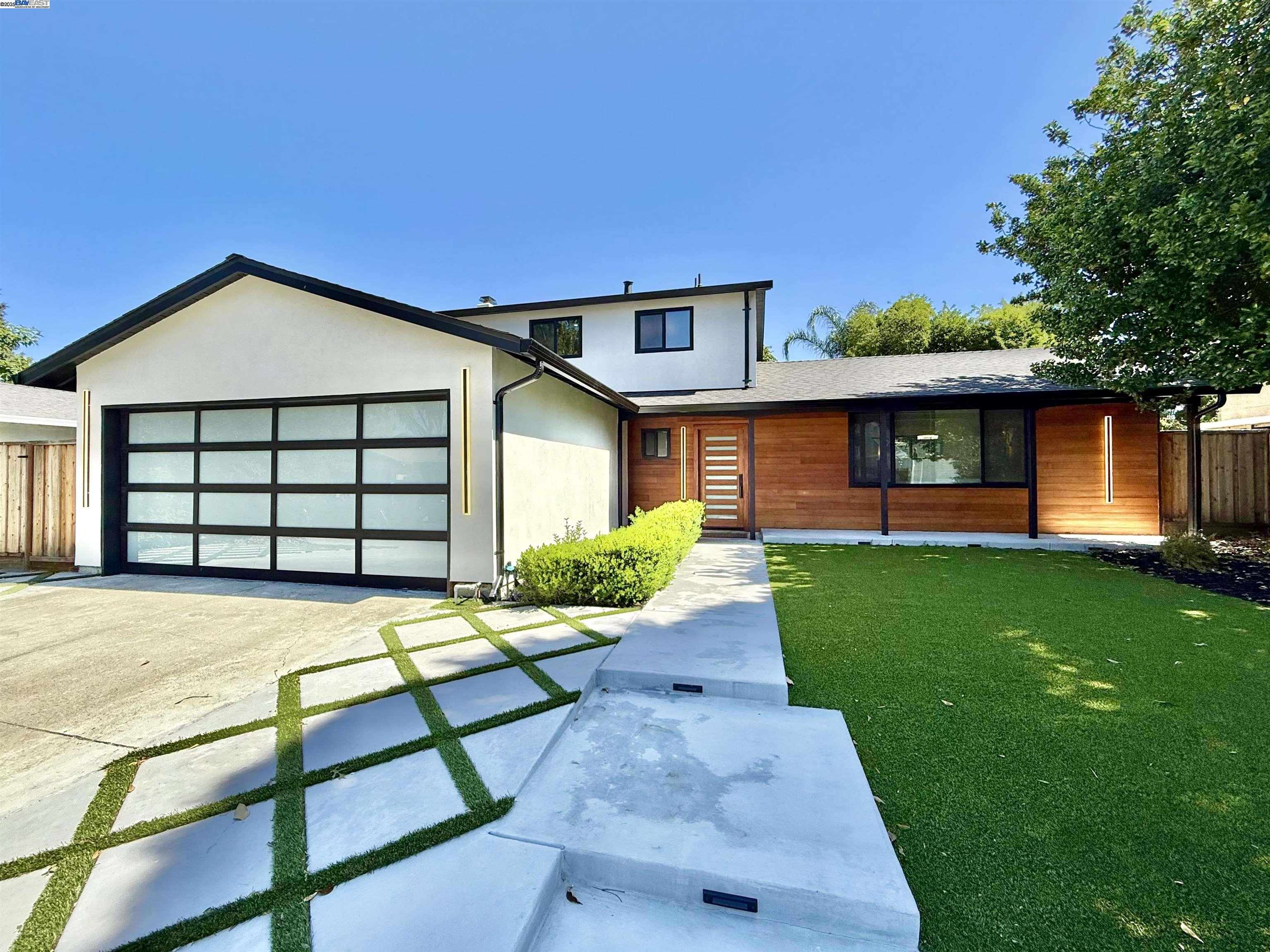 Detail Gallery Image 1 of 52 For 1926 Paseo Del Cajon, Pleasanton,  CA 94566 - 4 Beds | 2/1 Baths