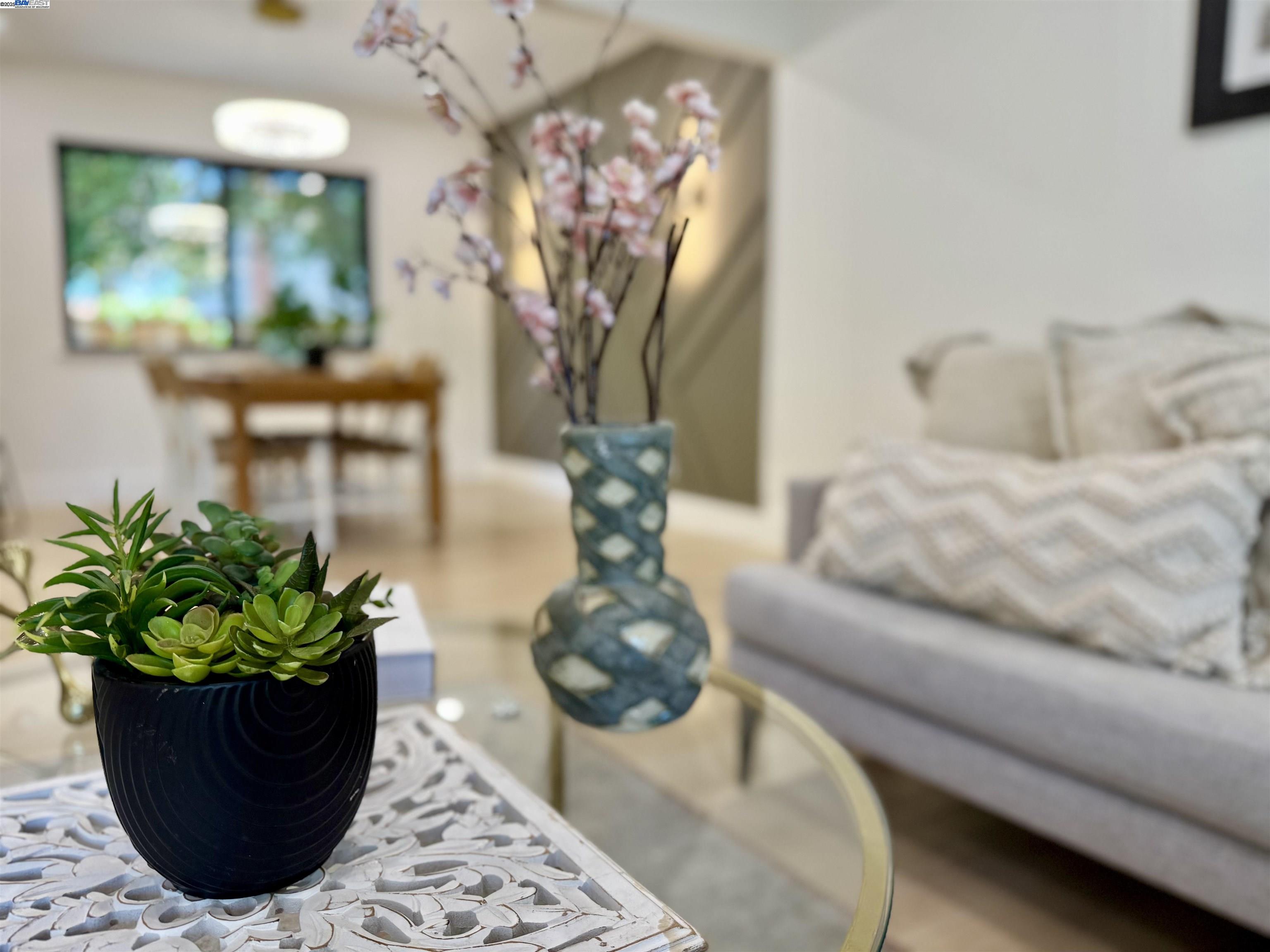 Detail Gallery Image 12 of 52 For 1926 Paseo Del Cajon, Pleasanton,  CA 94566 - 4 Beds | 2/1 Baths