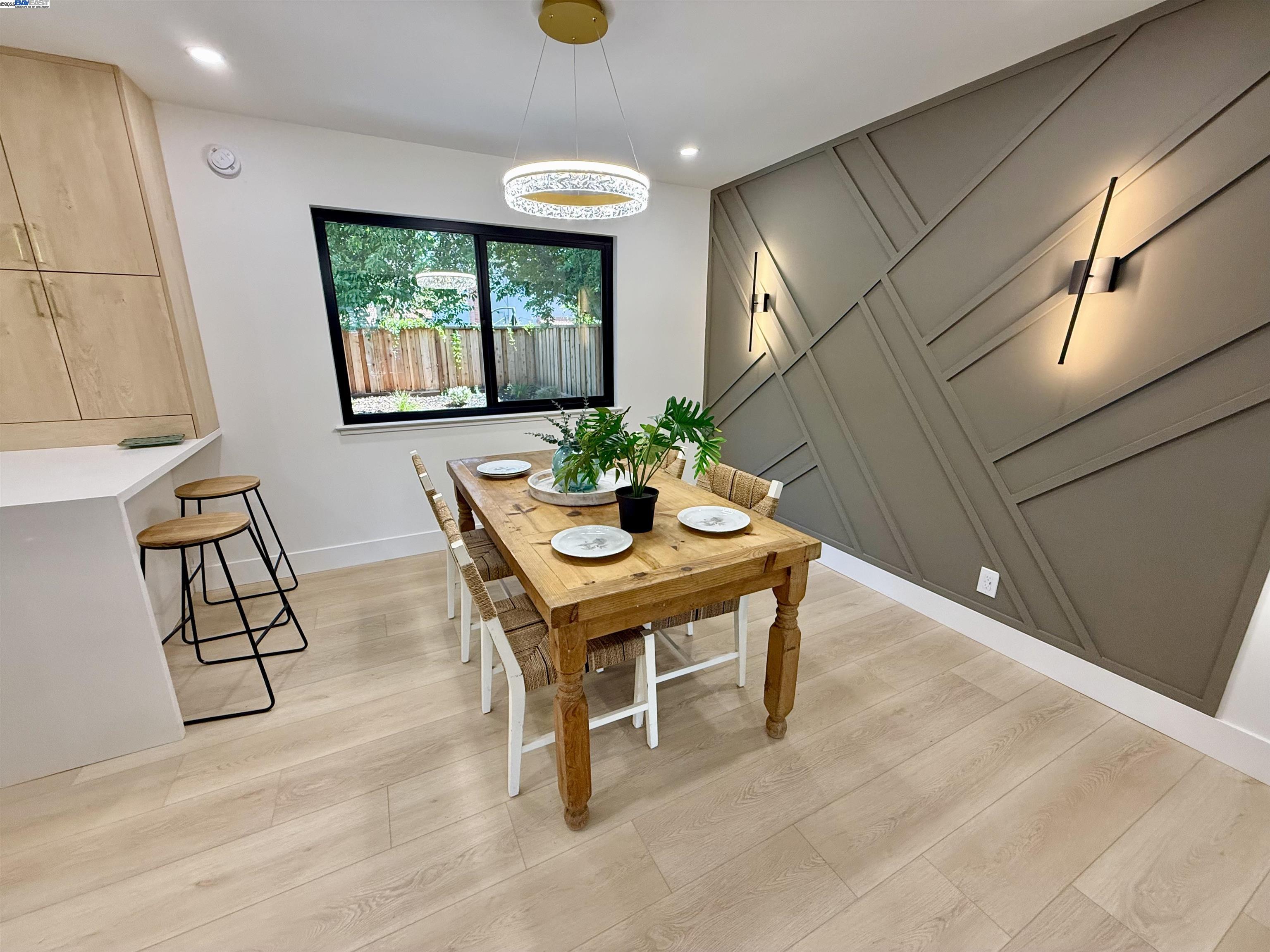 Detail Gallery Image 14 of 52 For 1926 Paseo Del Cajon, Pleasanton,  CA 94566 - 4 Beds | 2/1 Baths