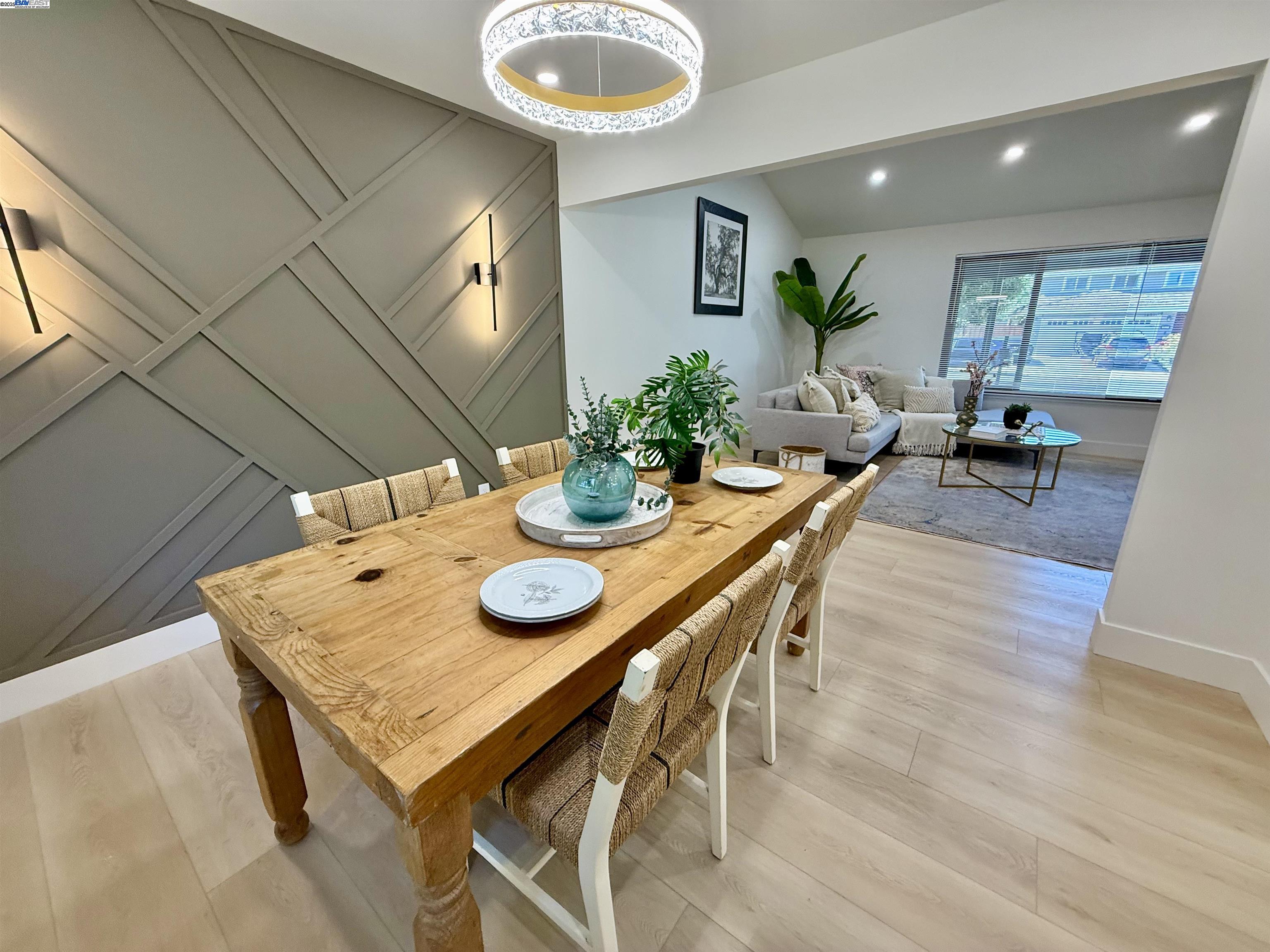 Detail Gallery Image 15 of 52 For 1926 Paseo Del Cajon, Pleasanton,  CA 94566 - 4 Beds | 2/1 Baths