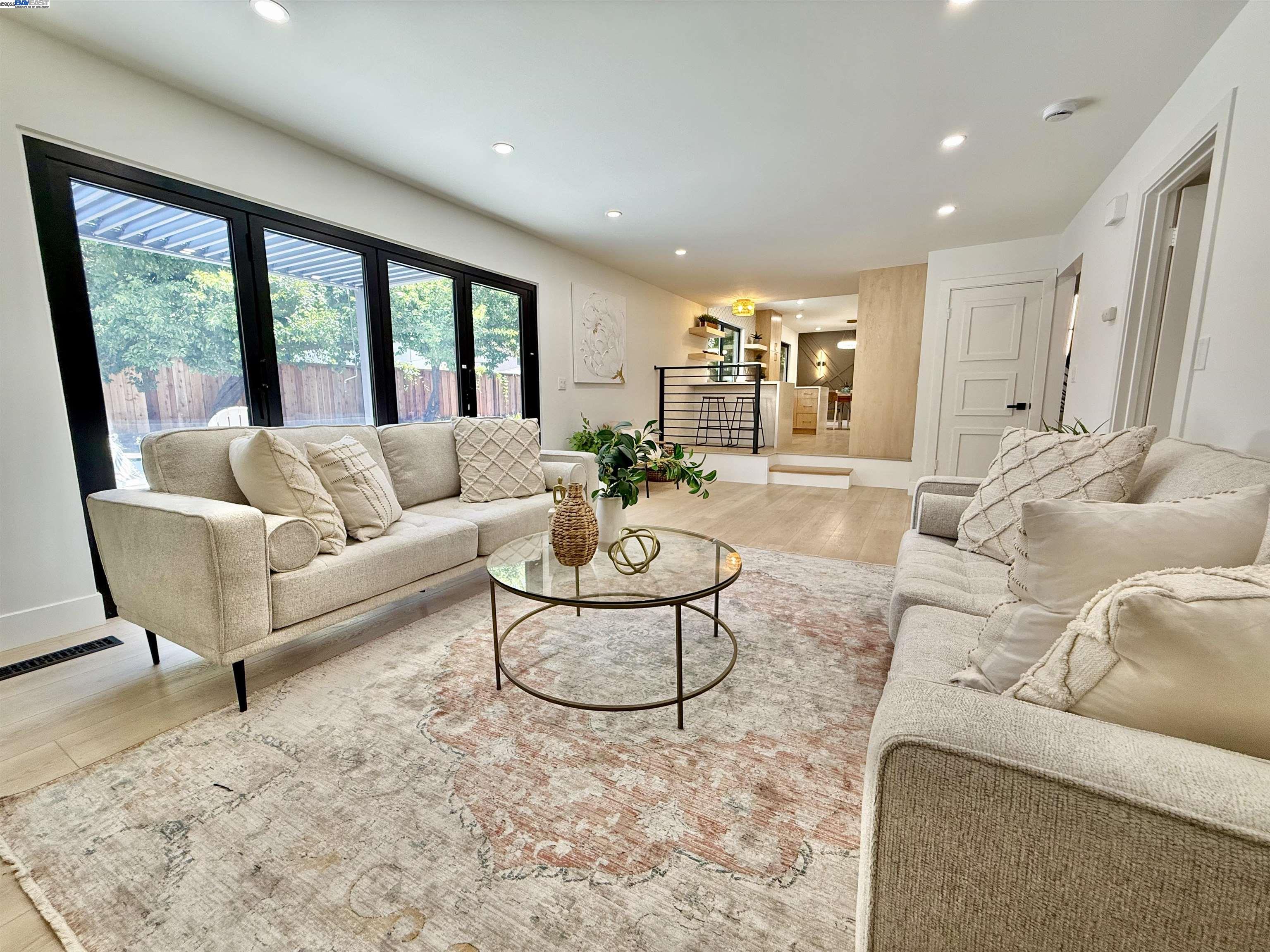 Detail Gallery Image 26 of 52 For 1926 Paseo Del Cajon, Pleasanton,  CA 94566 - 4 Beds | 2/1 Baths