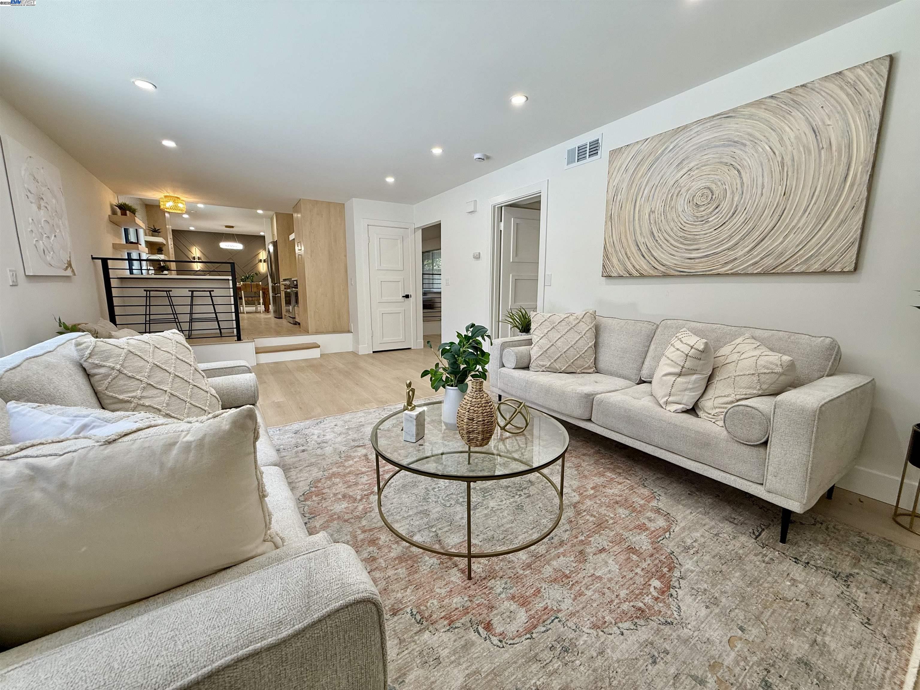 Detail Gallery Image 27 of 52 For 1926 Paseo Del Cajon, Pleasanton,  CA 94566 - 4 Beds | 2/1 Baths
