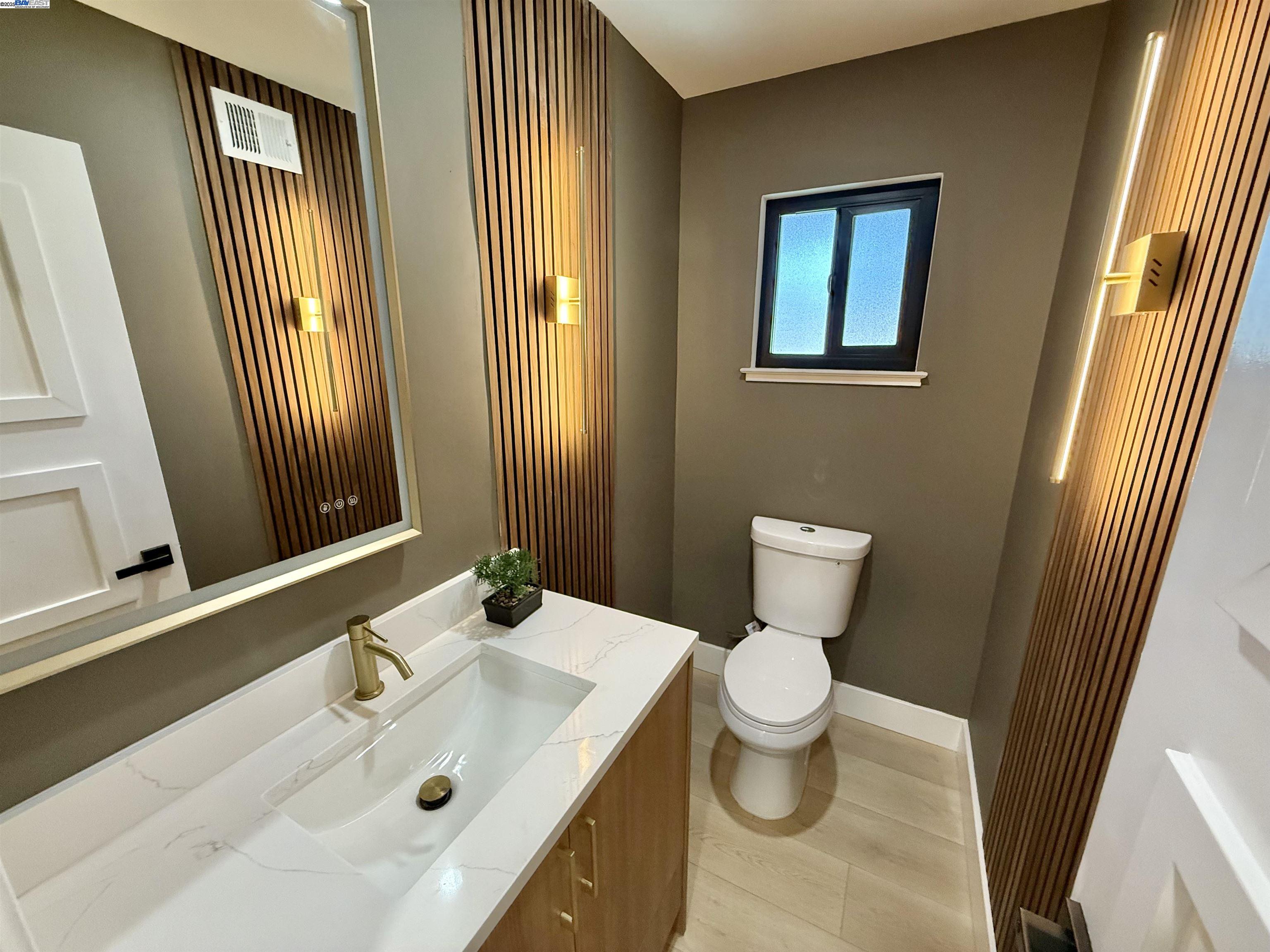 Detail Gallery Image 31 of 52 For 1926 Paseo Del Cajon, Pleasanton,  CA 94566 - 4 Beds | 2/1 Baths