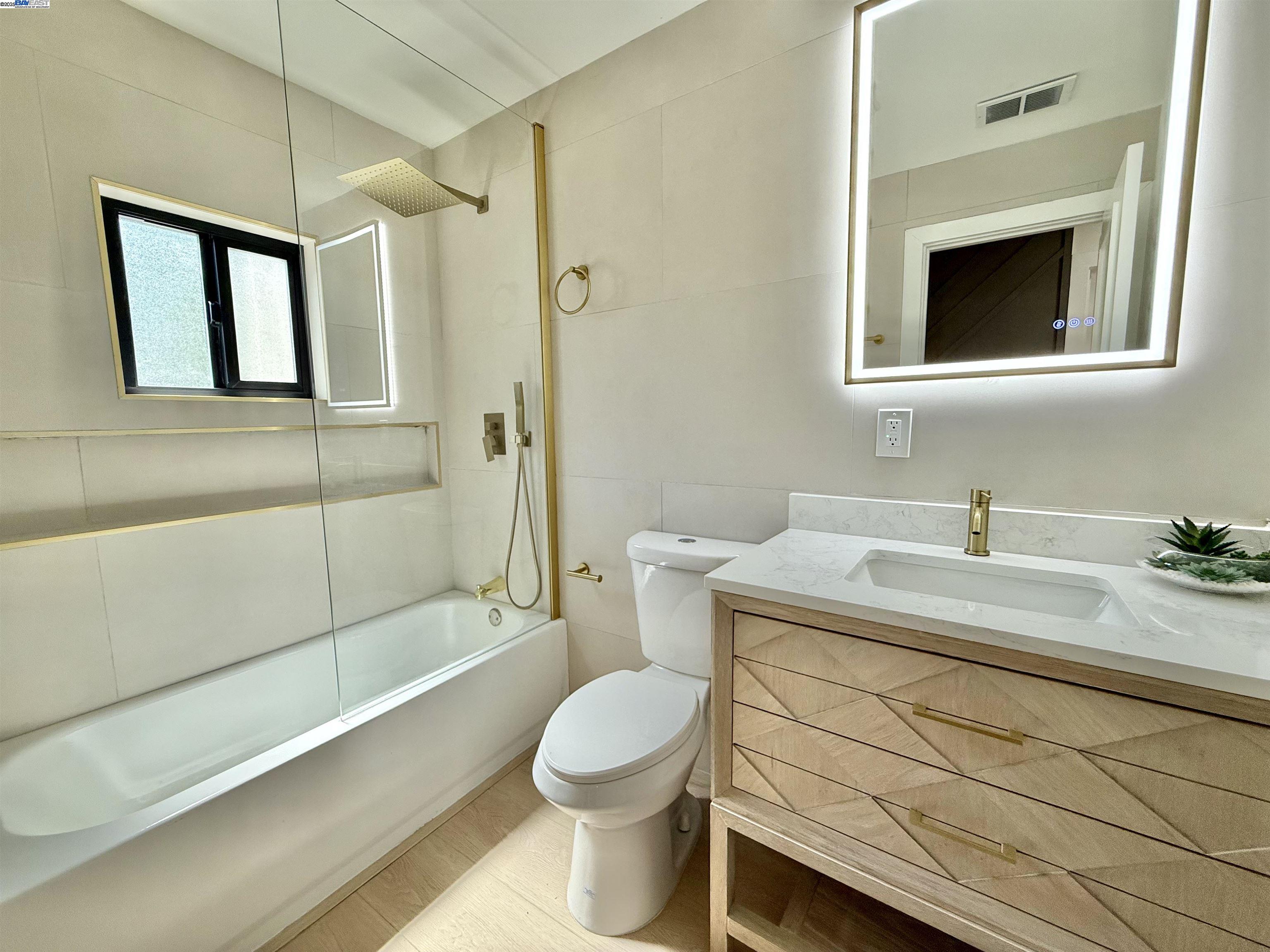 Detail Gallery Image 34 of 52 For 1926 Paseo Del Cajon, Pleasanton,  CA 94566 - 4 Beds | 2/1 Baths