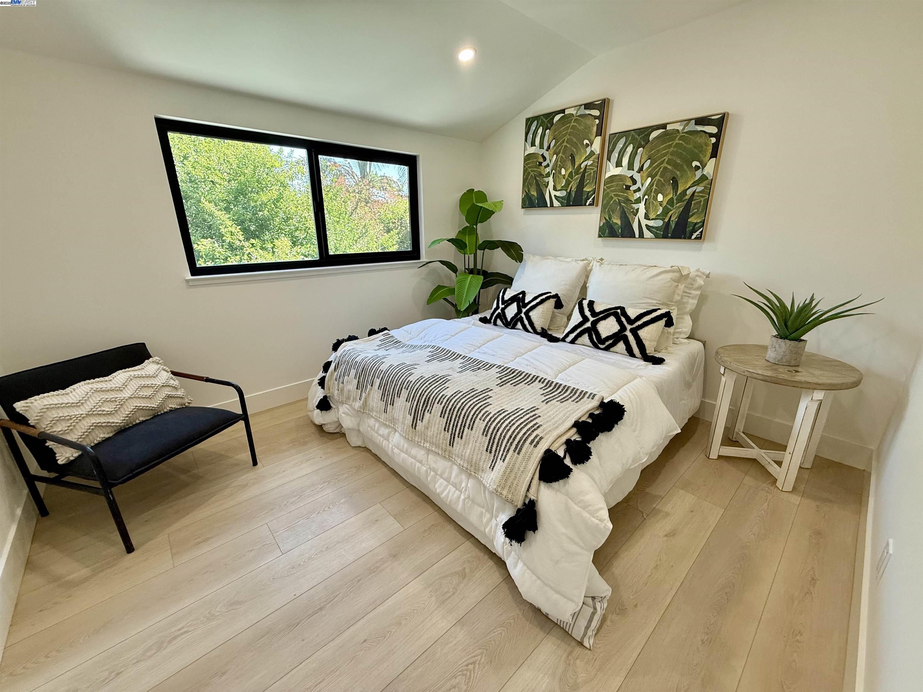 Detail Gallery Image 36 of 52 For 1926 Paseo Del Cajon, Pleasanton,  CA 94566 - 4 Beds | 2/1 Baths