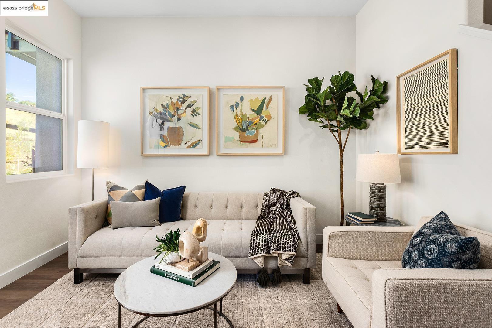 Detail Gallery Image 1 of 23 For 28974 Parkwood Ln #72,  Hayward,  CA 94544 - 3 Beds | 3 Baths