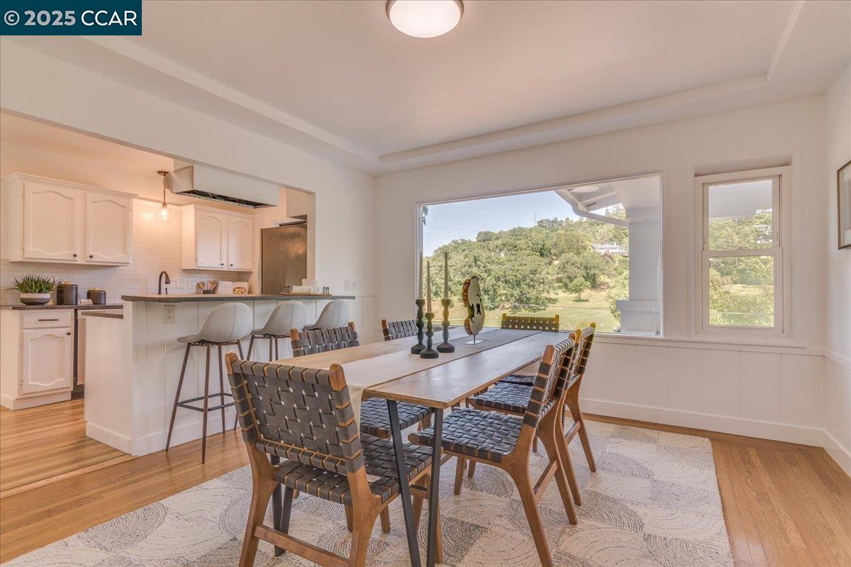 Detail Gallery Image 19 of 50 For 10 El Toyonal, Orinda,  CA 94563 - 3 Beds | 1/1 Baths