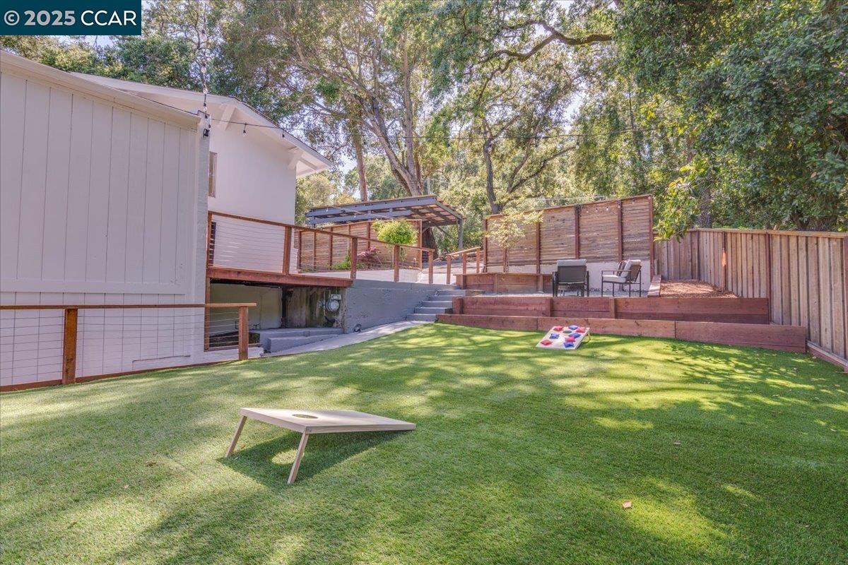 Detail Gallery Image 3 of 50 For 10 El Toyonal, Orinda,  CA 94563 - 3 Beds | 1/1 Baths