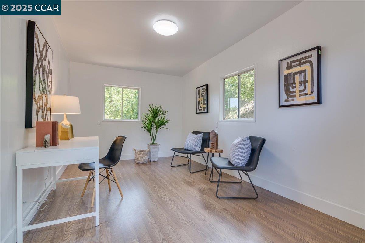 Detail Gallery Image 33 of 50 For 10 El Toyonal, Orinda,  CA 94563 - 3 Beds | 1/1 Baths