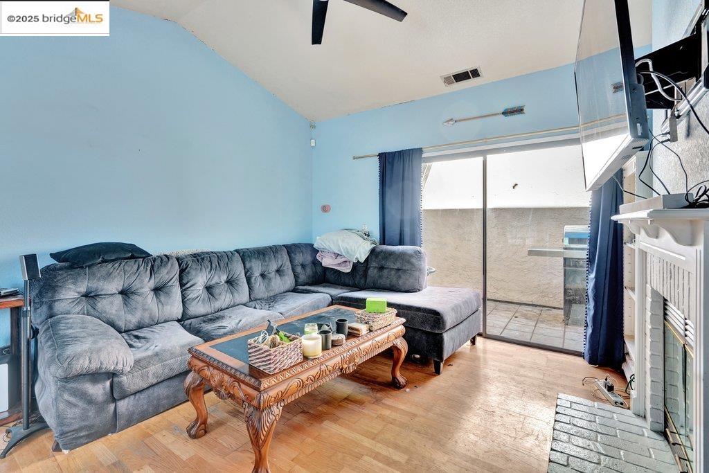 Detail Gallery Image 7 of 27 For 1927 Babbe St, Oakley,  CA 94561 - 3 Beds | 2 Baths