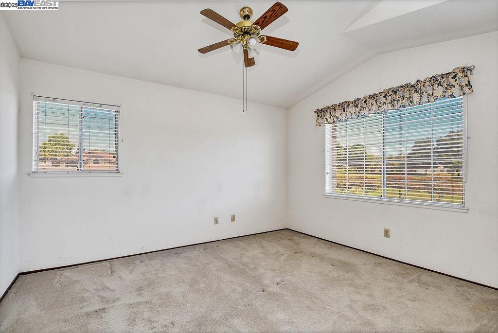 Detail Gallery Image 9 of 26 For 5224 Candlewood Way, Antioch,  CA 94531 - 4 Beds | 2/1 Baths