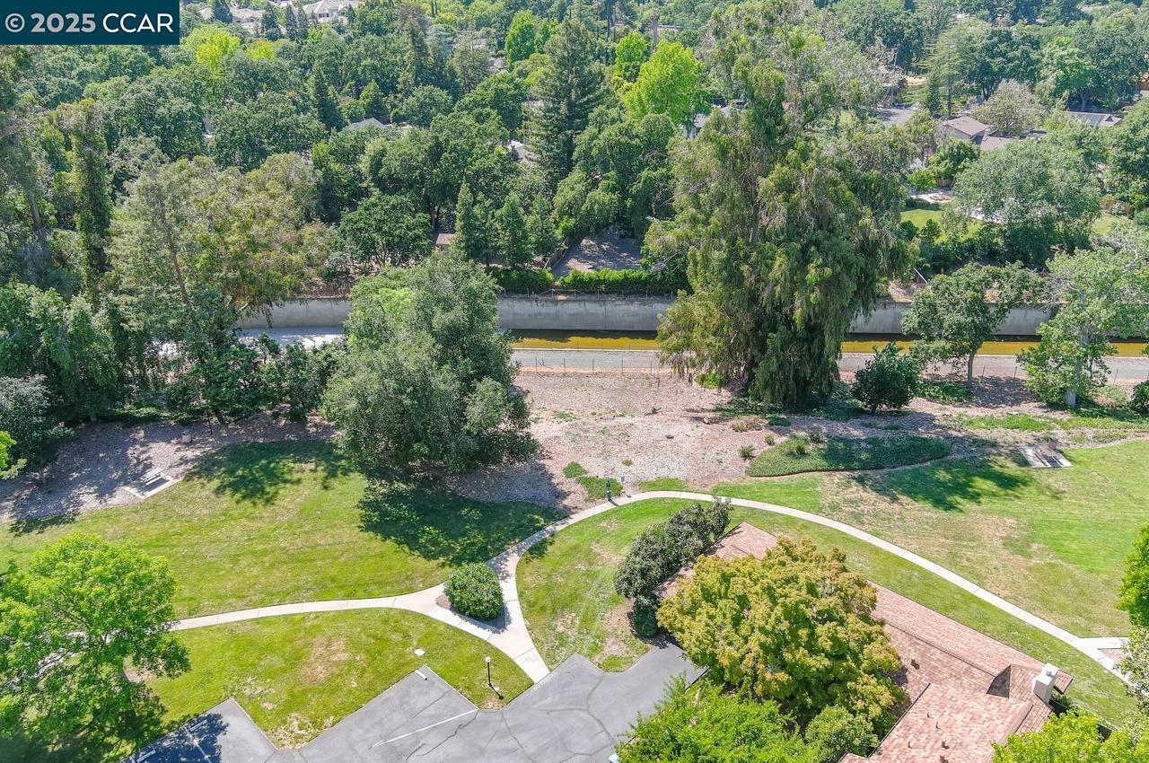 1909 Countrywood Ct, Walnut Creek, California 94598, 4 Bedrooms Bedrooms, 10 Rooms Rooms,2 BathroomsBathrooms,Residential,For Sale,1909 Countrywood Ct,41097997