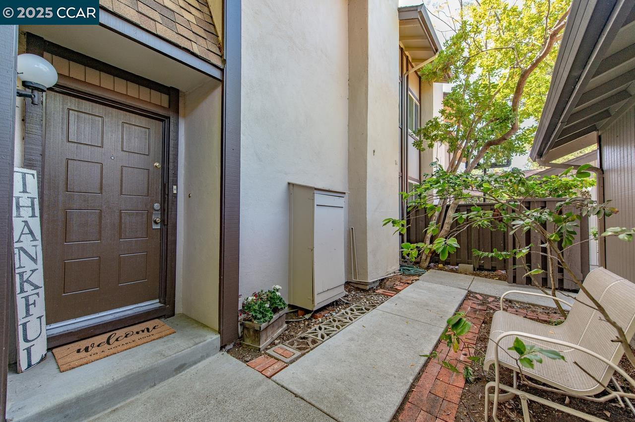 1909 Countrywood Ct, Walnut Creek, California 94598, 4 Bedrooms Bedrooms, 10 Rooms Rooms,2 BathroomsBathrooms,Residential,For Sale,1909 Countrywood Ct,41097997