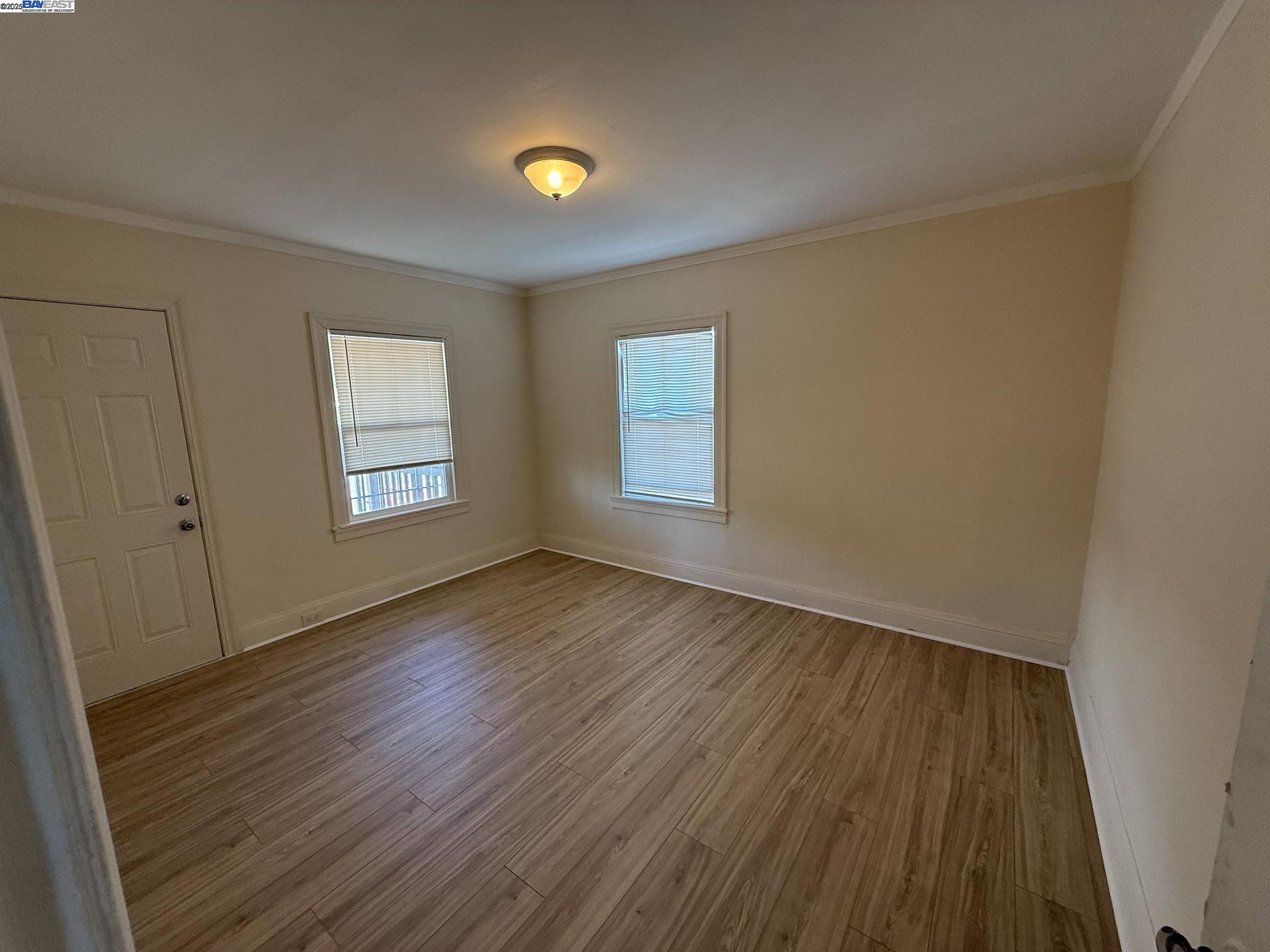Detail Gallery Image 17 of 19 For 7800 Lockwood St, Oakland,  CA 94621 - 3 Beds | 2 Baths