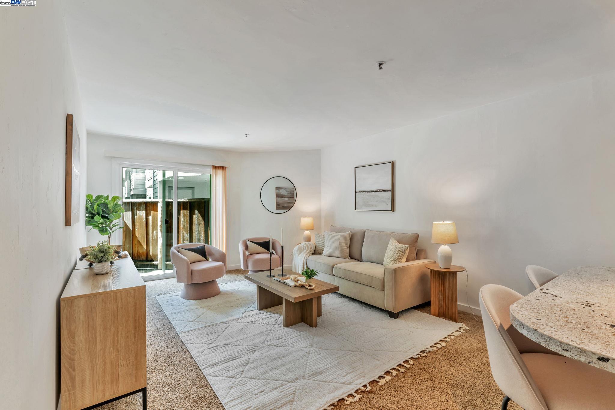 6400 Christie Ave # 2116, Emeryville, California 94608, 1 Bedroom Bedrooms, 3 Rooms Rooms,1 BathroomBathrooms,Residential,For Sale,6400 Christie Ave # 2116,41098000
