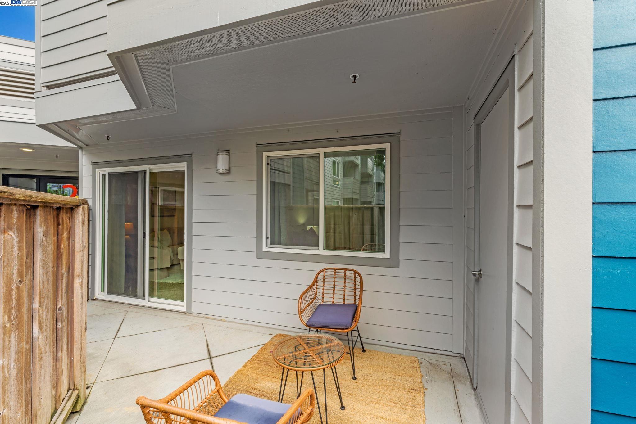 6400 Christie Ave # 2116, Emeryville, California 94608, 1 Bedroom Bedrooms, 3 Rooms Rooms,1 BathroomBathrooms,Residential,For Sale,6400 Christie Ave # 2116,41098000