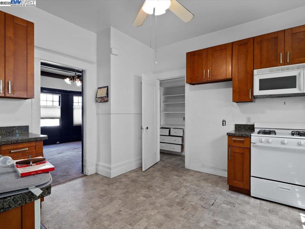 Detail Gallery Image 46 of 56 For 1013 Chestnut St, Oakland,  CA 94607 - – Beds | – Baths