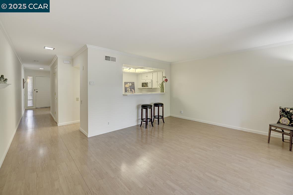 Photo #16: 41098003 Listing: Photo #16