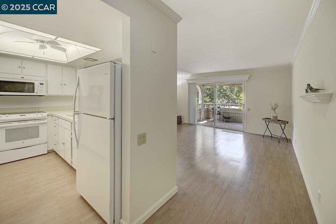 Photo #6: 41098003 Listing: Photo #6