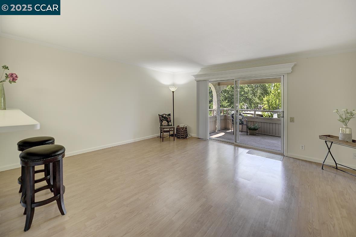 Photo #8: 41098003 Listing: Photo #8