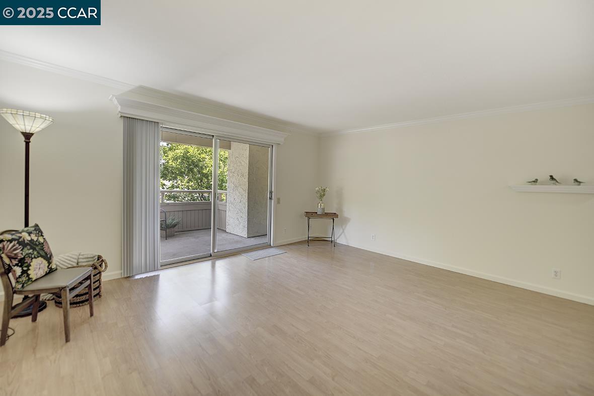 Photo #10: 41098003 Listing: Photo #10