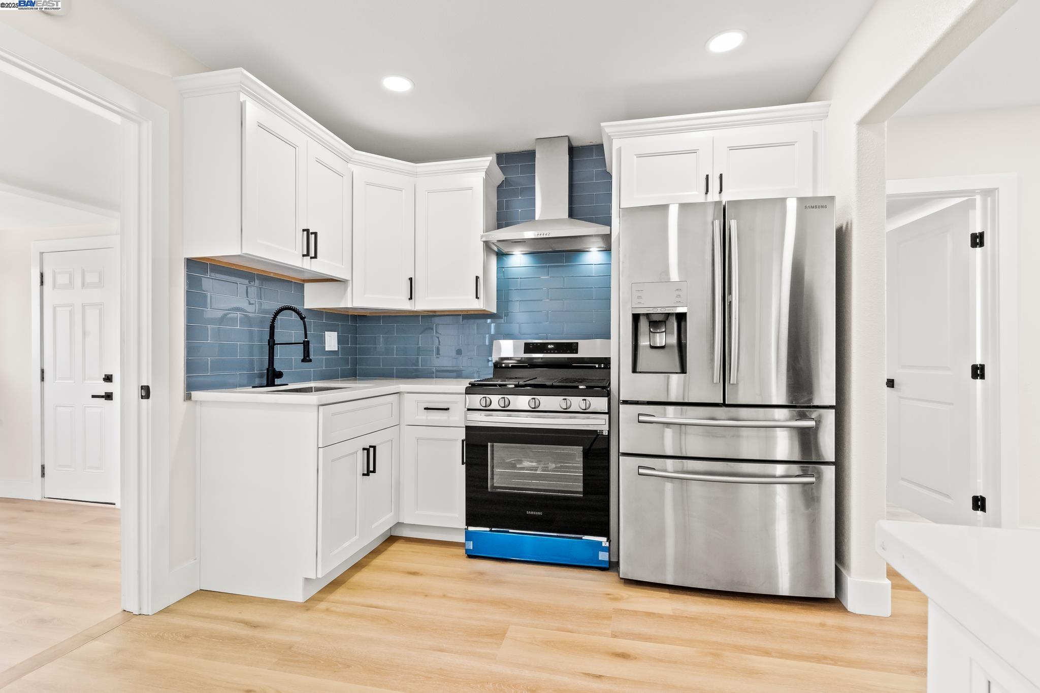 Detail Gallery Image 15 of 33 For 355 S 50th St, Richmond,  CA 94804 - 2 Beds | 1 Baths
