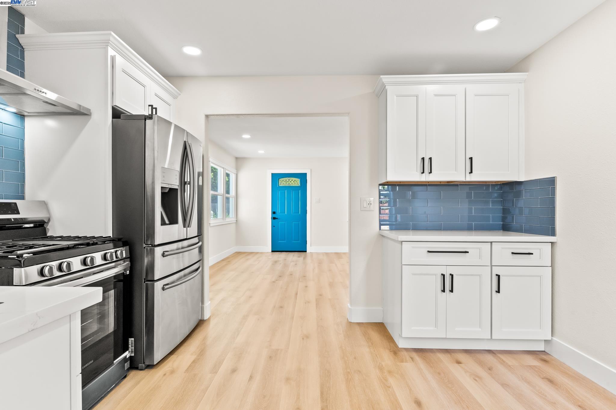 Detail Gallery Image 17 of 33 For 355 S 50th St, Richmond,  CA 94804 - 2 Beds | 1 Baths