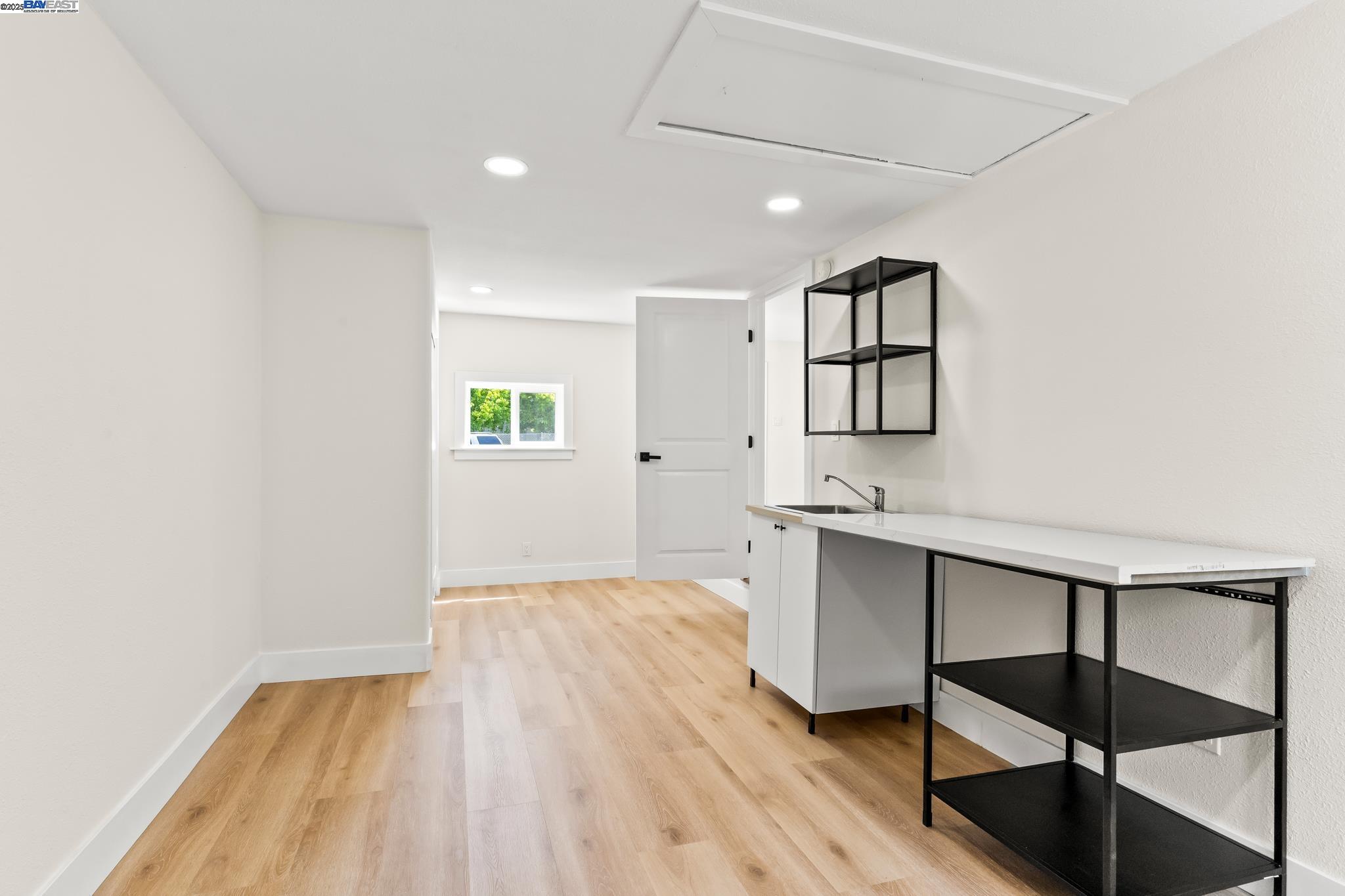 Detail Gallery Image 28 of 33 For 355 S 50th St, Richmond,  CA 94804 - 2 Beds | 1 Baths