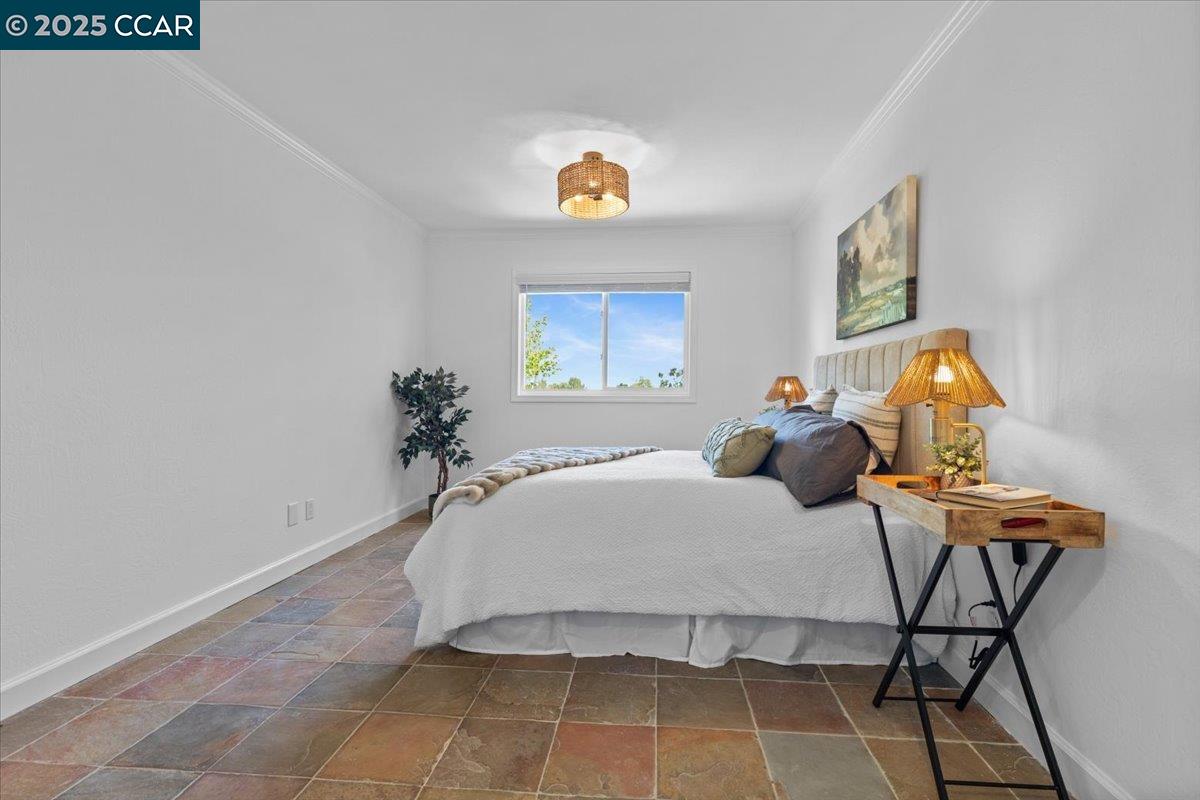 Detail Gallery Image 19 of 35 For 491 Camelback Rd, Pleasant Hill,  CA 94523 - 2 Beds | 2 Baths
