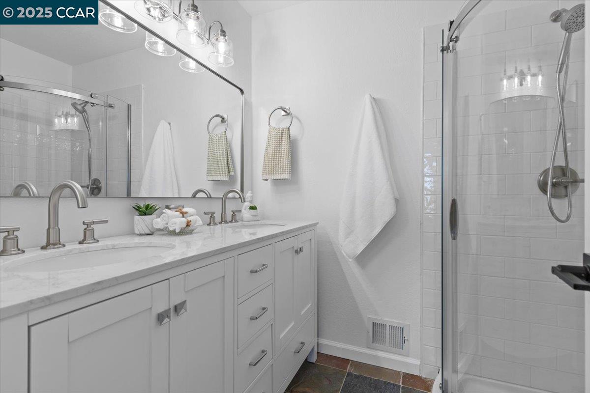 Detail Gallery Image 21 of 35 For 491 Camelback Rd, Pleasant Hill,  CA 94523 - 2 Beds | 2 Baths