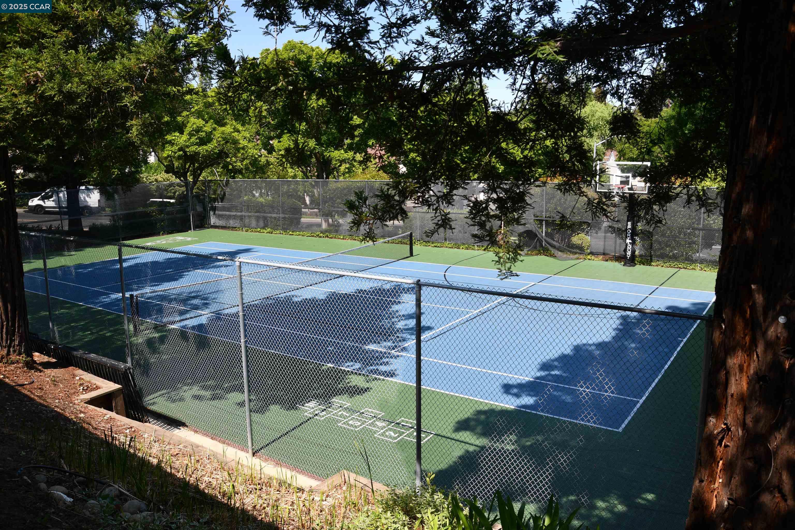 Detail Gallery Image 34 of 35 For 491 Camelback Rd, Pleasant Hill,  CA 94523 - 2 Beds | 2 Baths