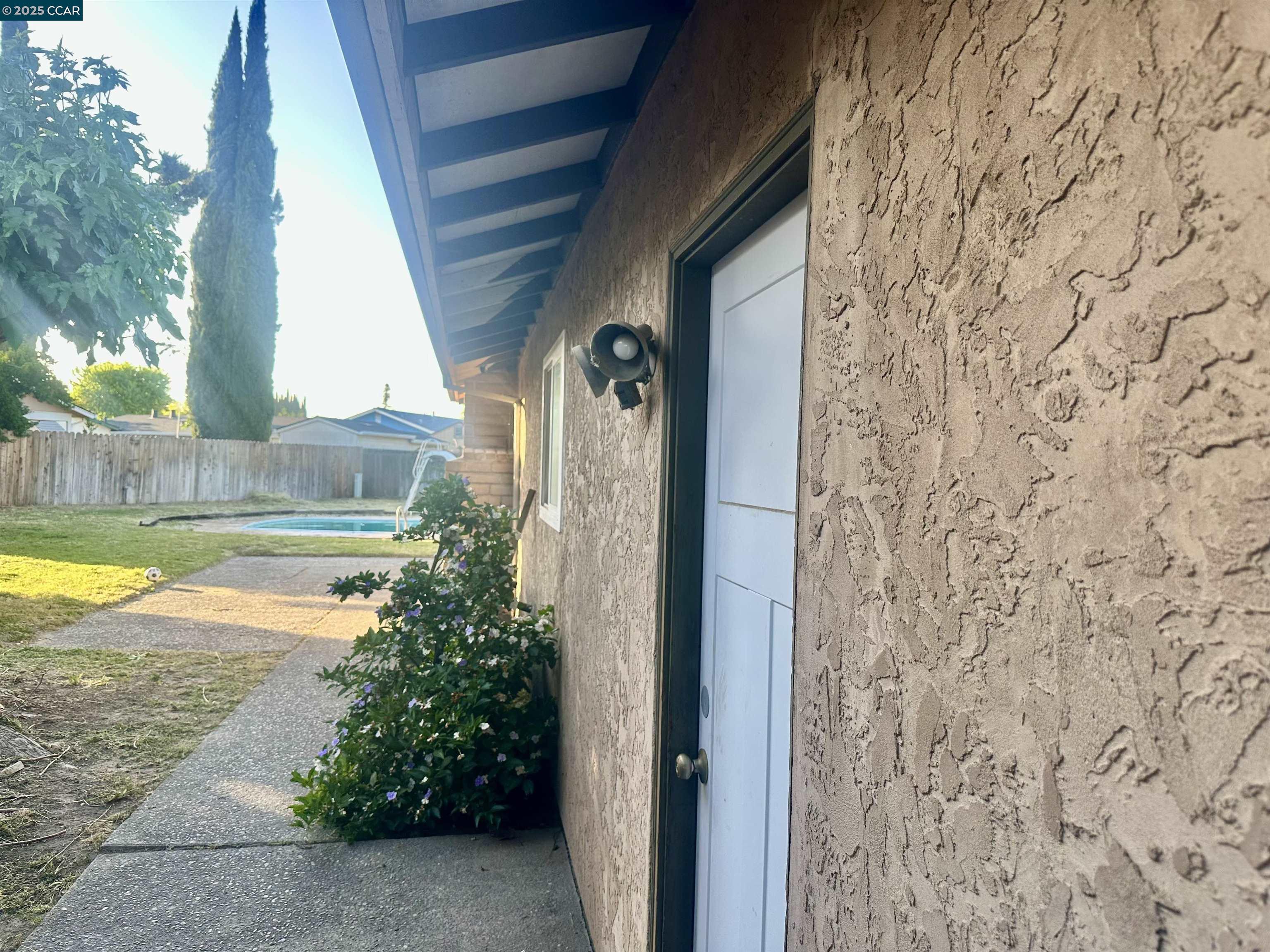 Detail Gallery Image 12 of 20 For 14413 Modoc Ct, Manteca,  CA 95336 - 3 Beds | 2 Baths