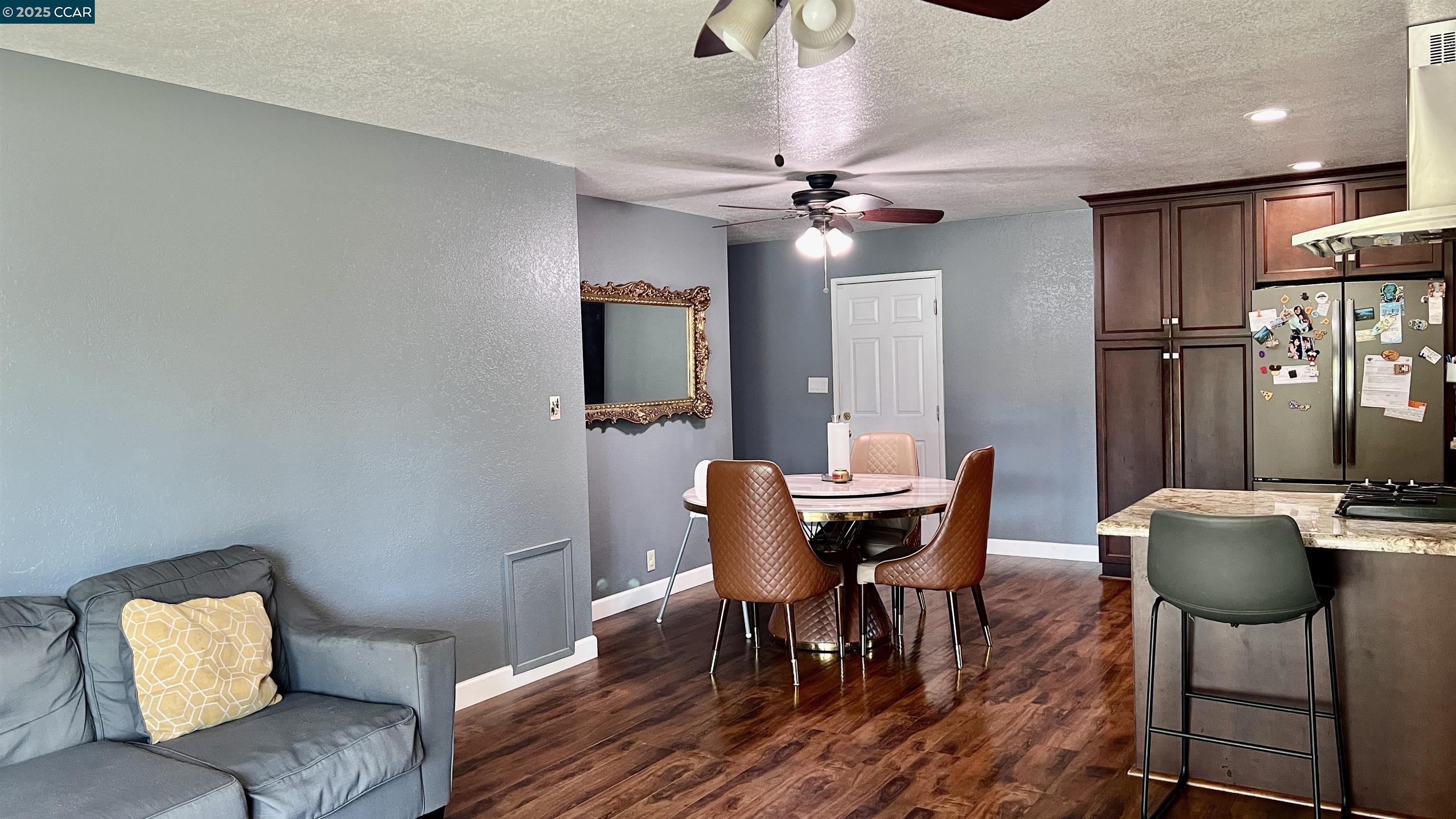 Detail Gallery Image 6 of 20 For 14413 Modoc Ct, Manteca,  CA 95336 - 3 Beds | 2 Baths