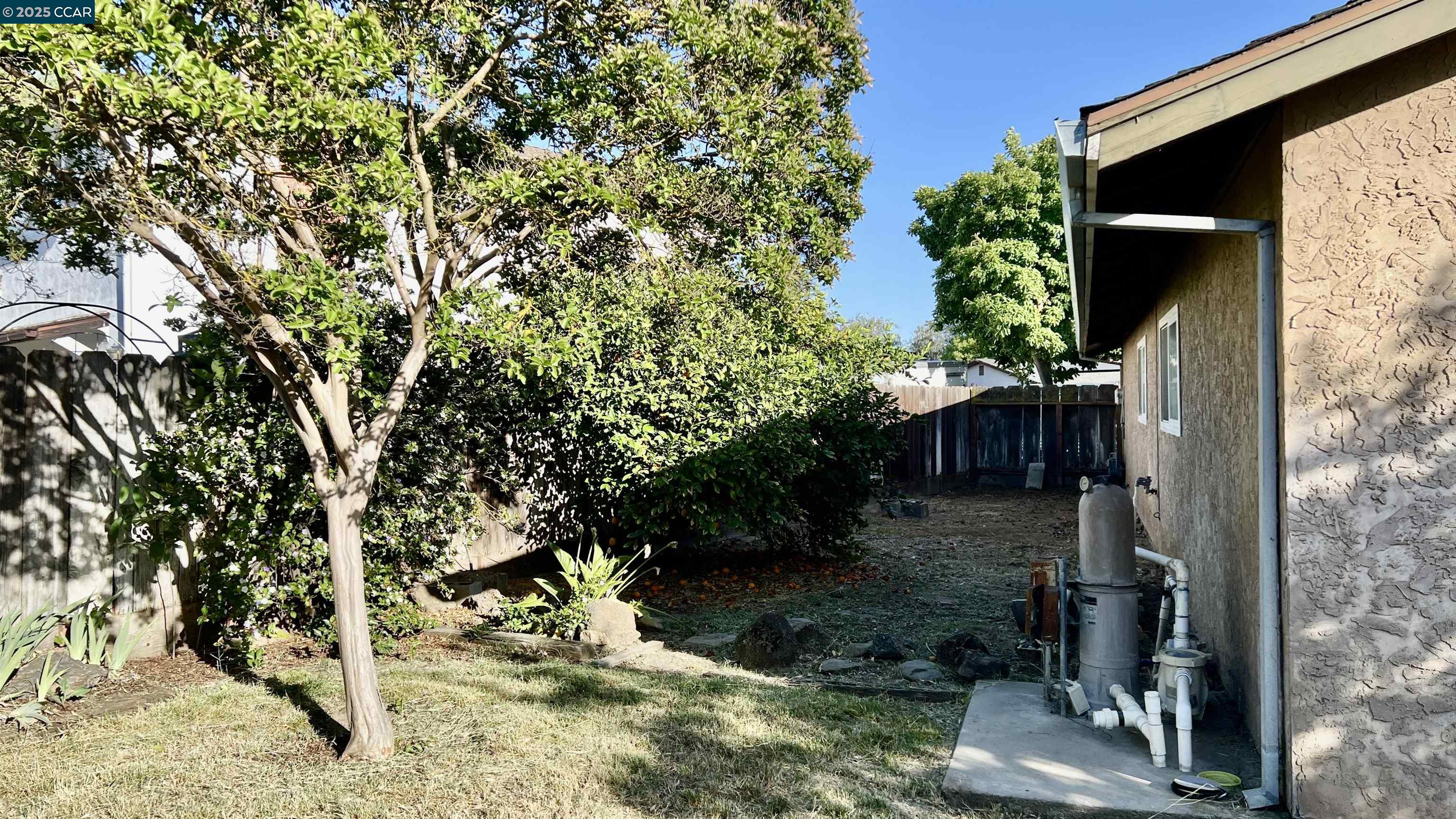 Detail Gallery Image 9 of 20 For 14413 Modoc Ct, Manteca,  CA 95336 - 3 Beds | 2 Baths