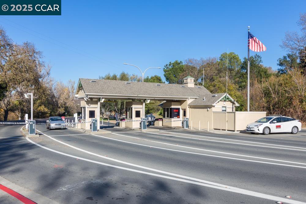 1317 Ptarmigan # 8, Walnut Creek, California 94595, 2 Bedrooms Bedrooms, 6 Rooms Rooms,2 BathroomsBathrooms,Residential,For Sale,1317 Ptarmigan # 8,41098007