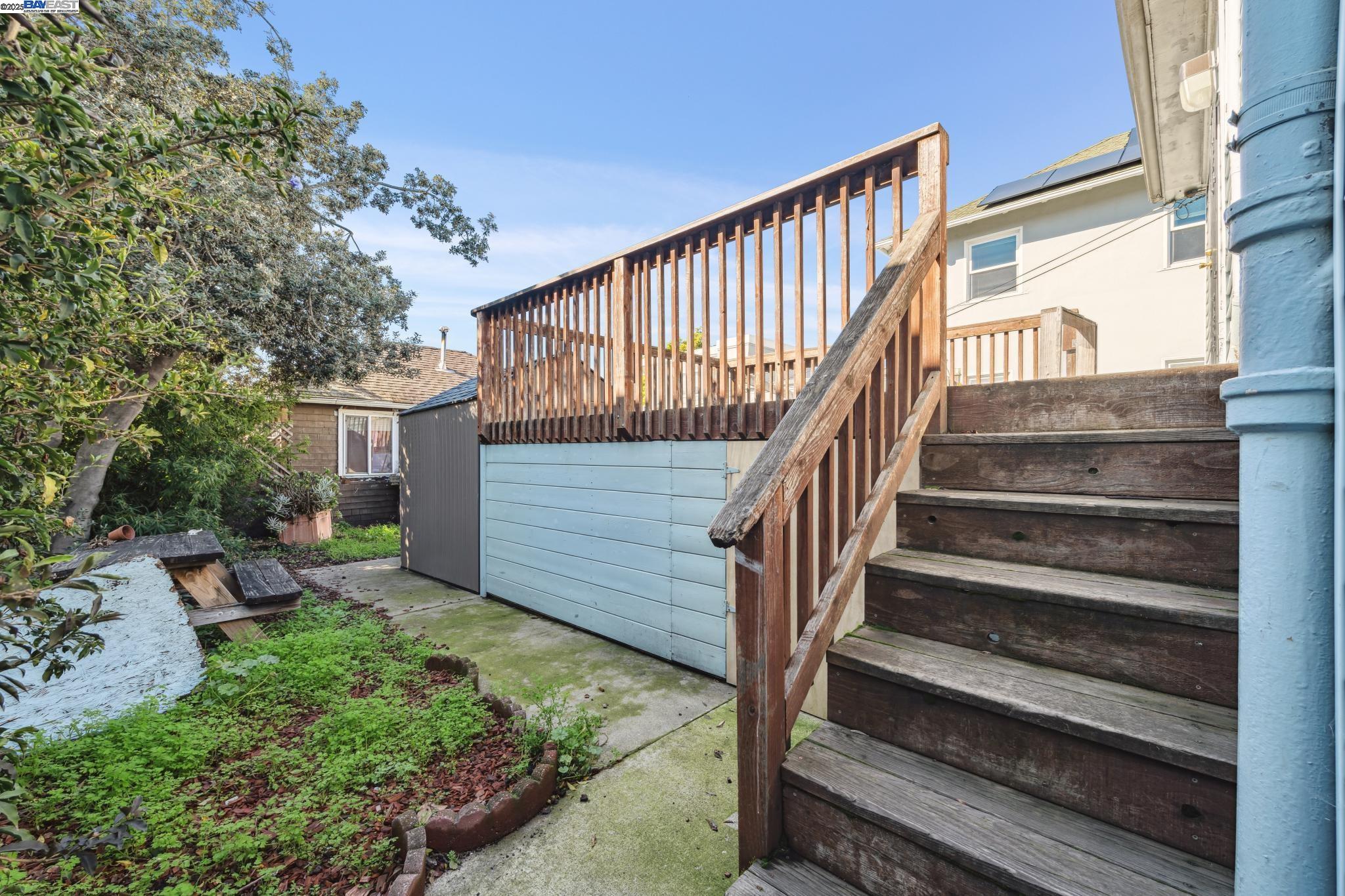 Detail Gallery Image 25 of 30 For 2326 10th St, Berkeley,  CA 94710 - – Beds | – Baths