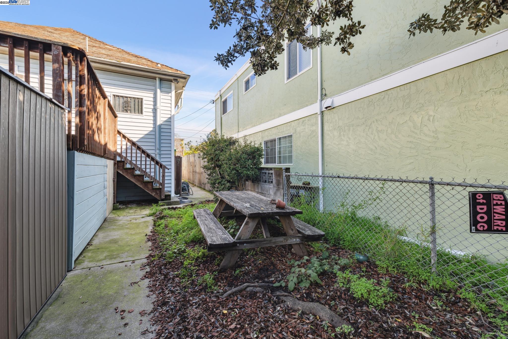 Detail Gallery Image 26 of 30 For 2326 10th St, Berkeley,  CA 94710 - – Beds | – Baths