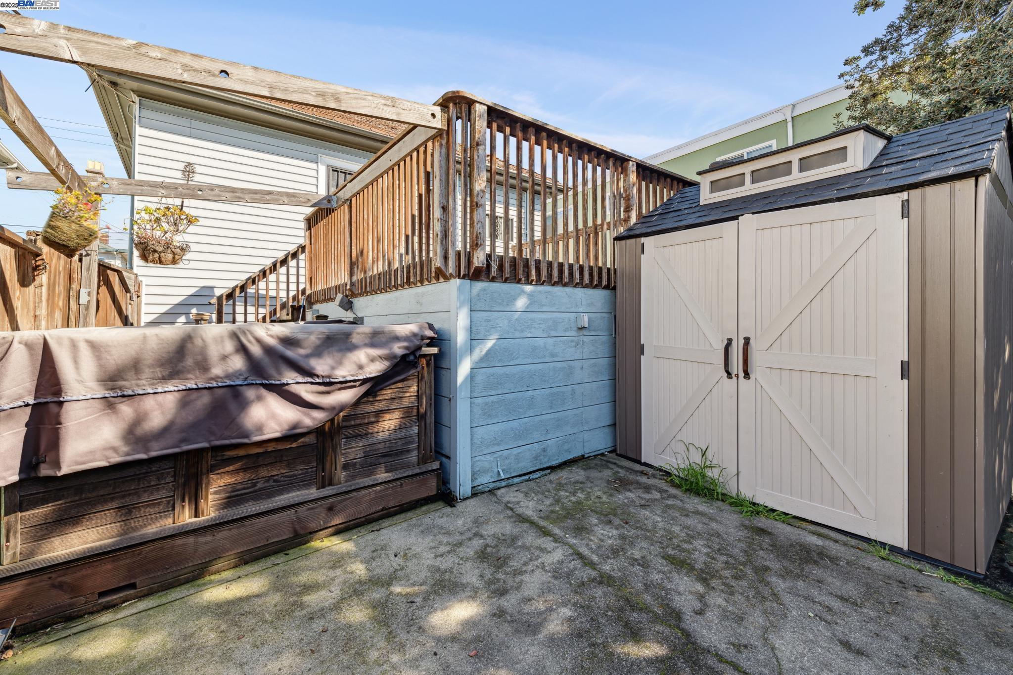 Detail Gallery Image 28 of 30 For 2326 10th St, Berkeley,  CA 94710 - – Beds | – Baths