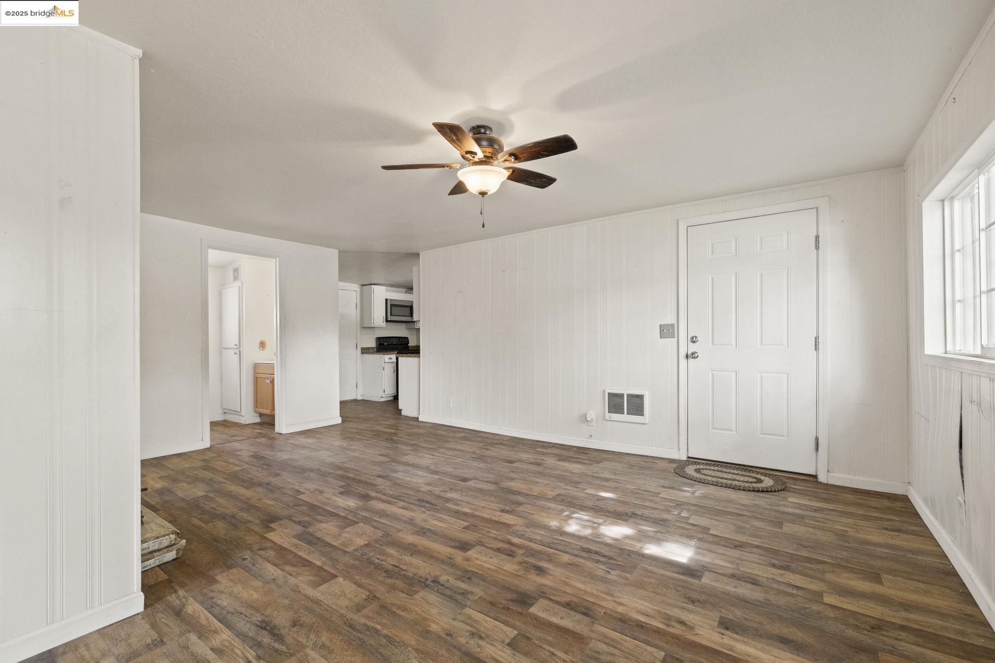 18135 6th Avenue, Jamestown, California 95327, 2 Bedrooms Bedrooms, 3 Rooms Rooms,1 BathroomBathrooms,Residential,For Sale,18135 6th Avenue,41098009
