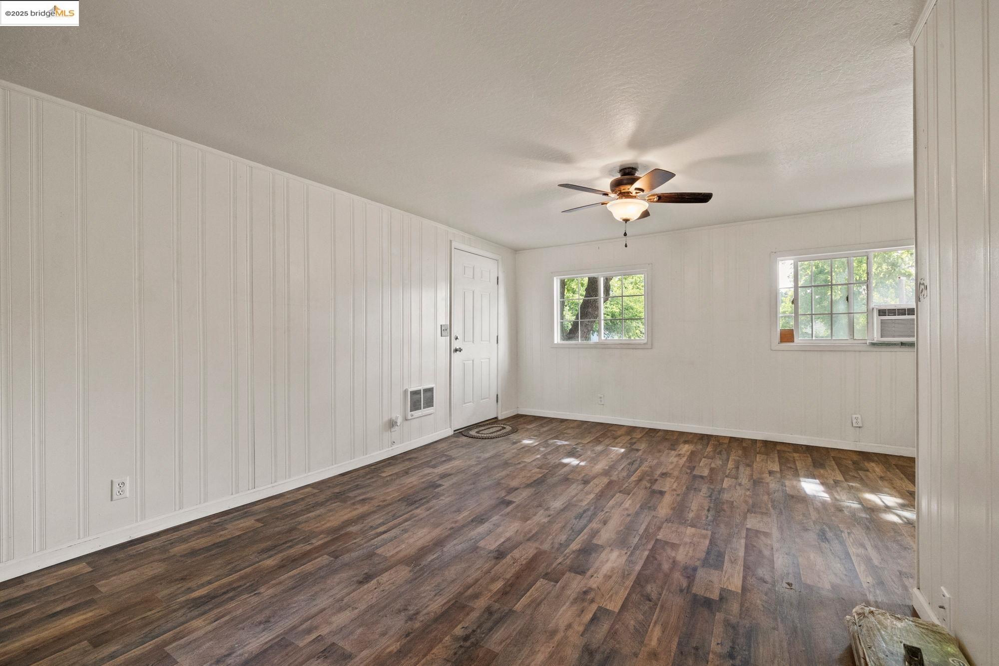 18135 6th Avenue, Jamestown, California 95327, 2 Bedrooms Bedrooms, 3 Rooms Rooms,1 BathroomBathrooms,Residential,For Sale,18135 6th Avenue,41098009